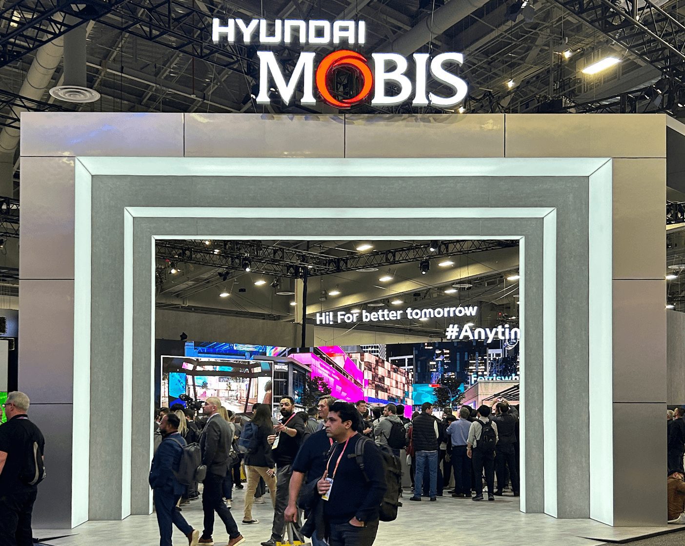 The entrance to Hyundai Mobis' exhibit